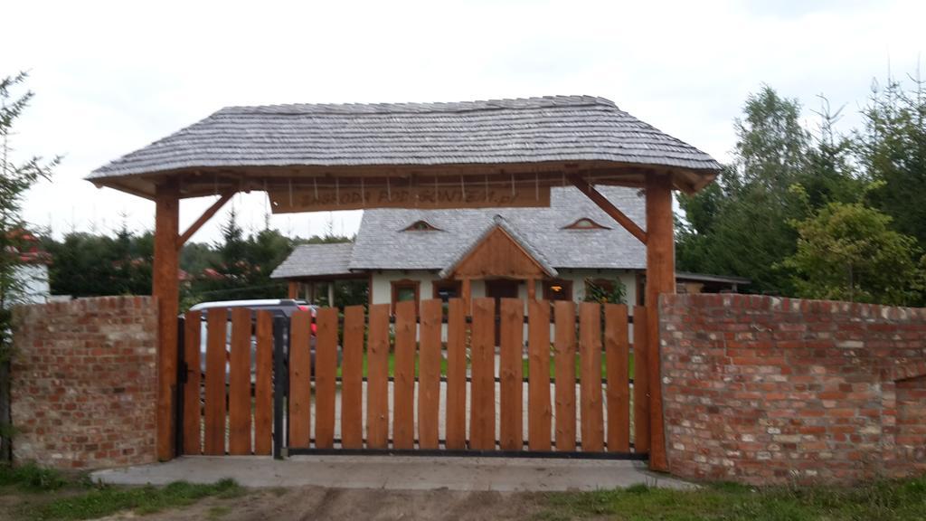 Zagroda Pod Gontem Kopalino Exteriör bild
